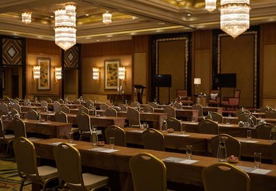 卓越呈现，专业体验 解析会场与展览展示服务的核心价值